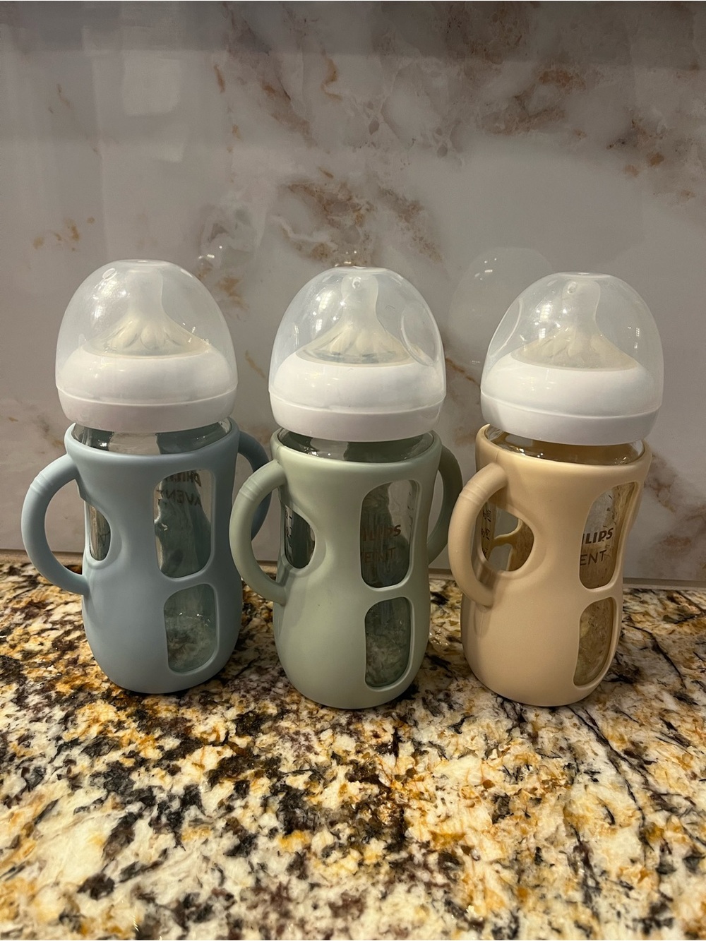 Glass Baby Bottles with Handle Blue/Green/Beige Silicone Sleeves